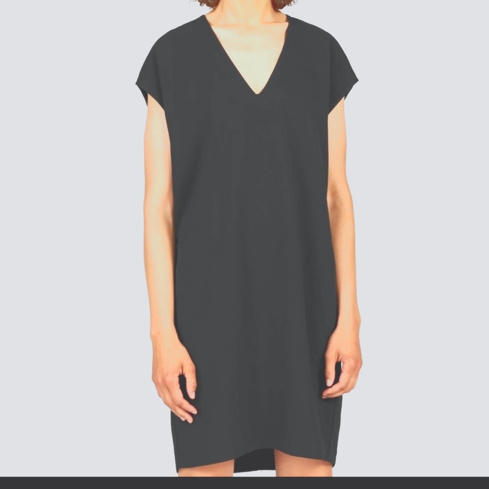 🆕EVERLANE The Japanese GoWeave V-Neck Dress